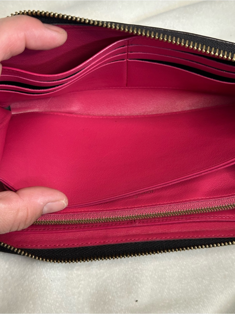 Louis Vuitton Black Leather Portefeuille Taurillion Comete Long Wallet w/ Pink - Picture 9 of 16